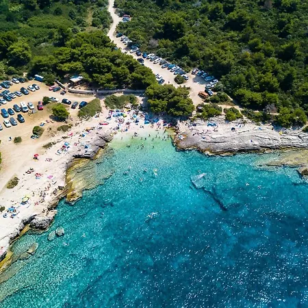 Villa Olivia Villas: Beachfront Complex With Private Pools *